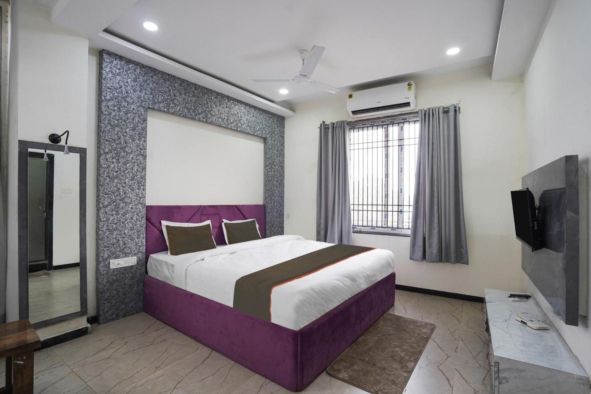 Townhouse Amanaka Formerly Hotel City Pride Rāipur エクステリア 写真