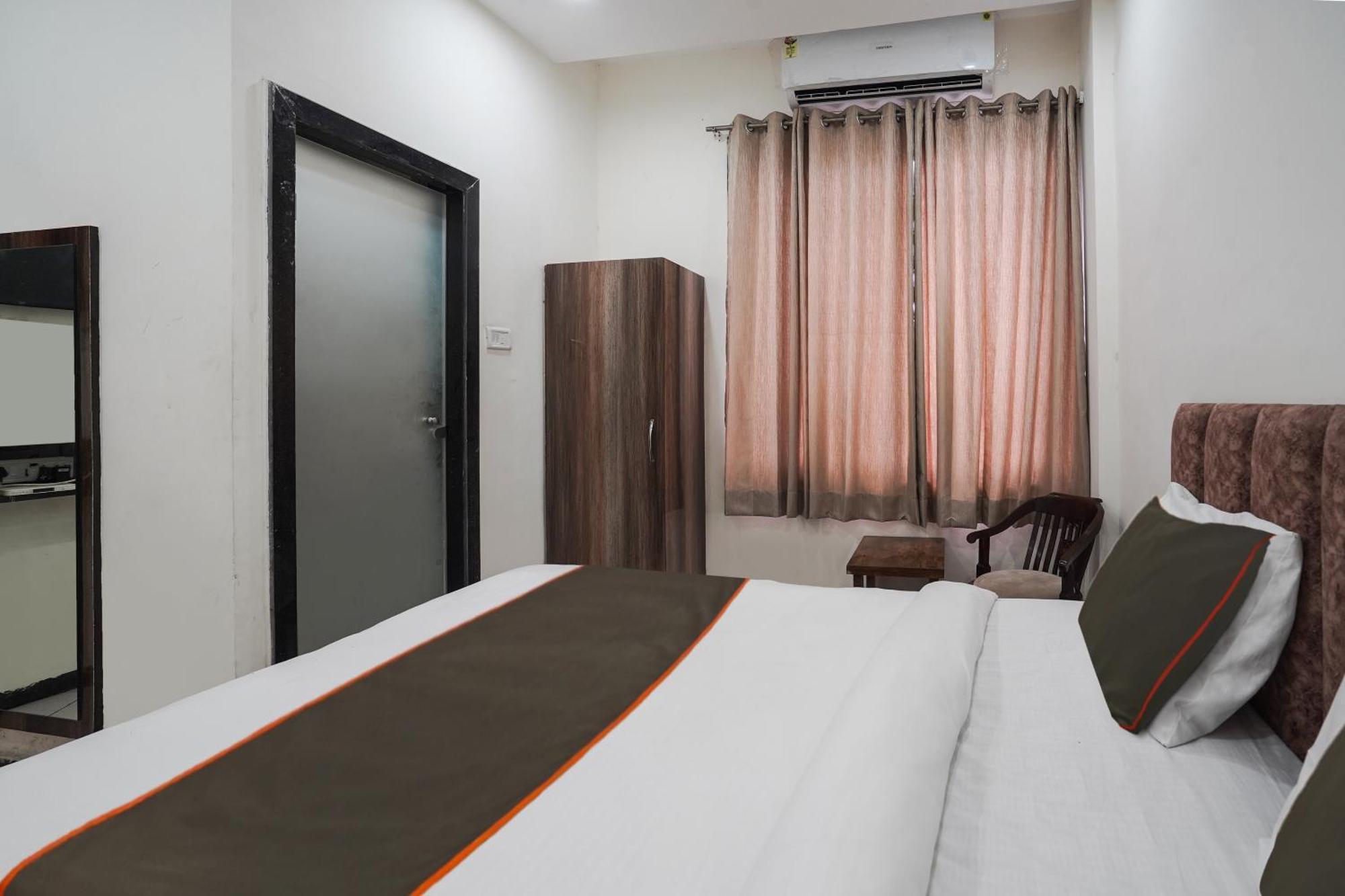 Townhouse Amanaka Formerly Hotel City Pride Rāipur エクステリア 写真