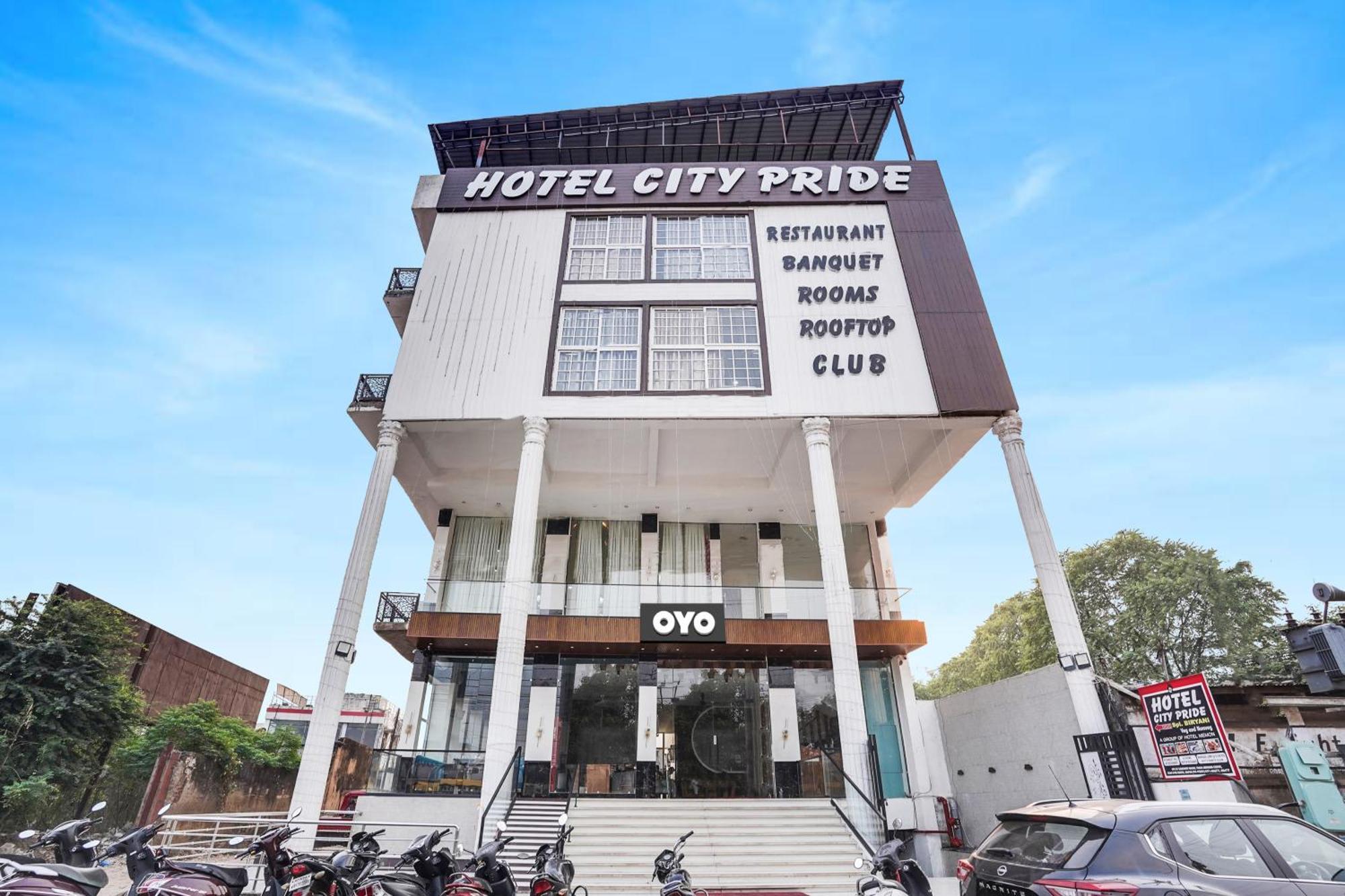 Townhouse Amanaka Formerly Hotel City Pride Rāipur エクステリア 写真