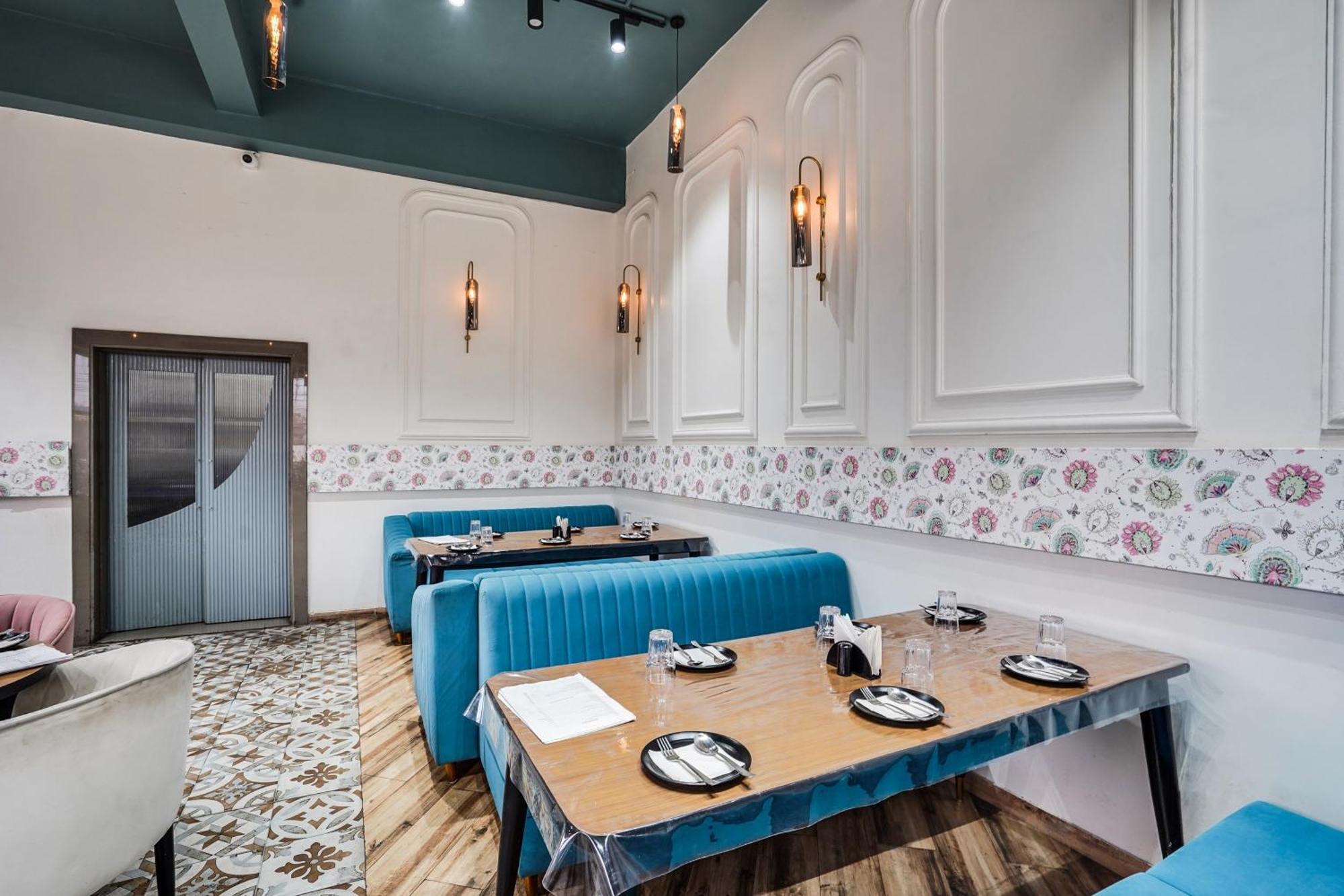 Townhouse Amanaka Formerly Hotel City Pride Rāipur エクステリア 写真
